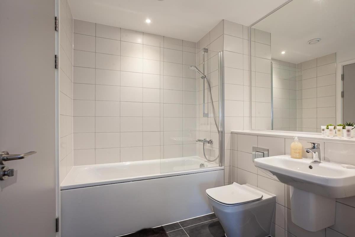 Spacious 2 Bed Apartment In Central Manchester Esterno foto